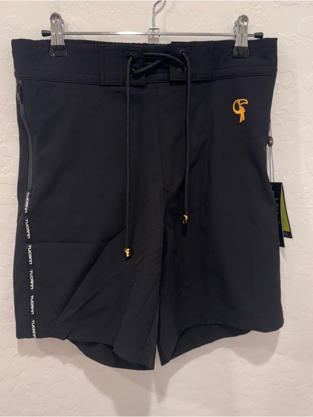 NWT Tucann Swim Trunks Mens Small Black Boardshorts Beach Vacation